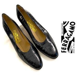 Salvatore Ferragamo Vintage Black Pumps 7
